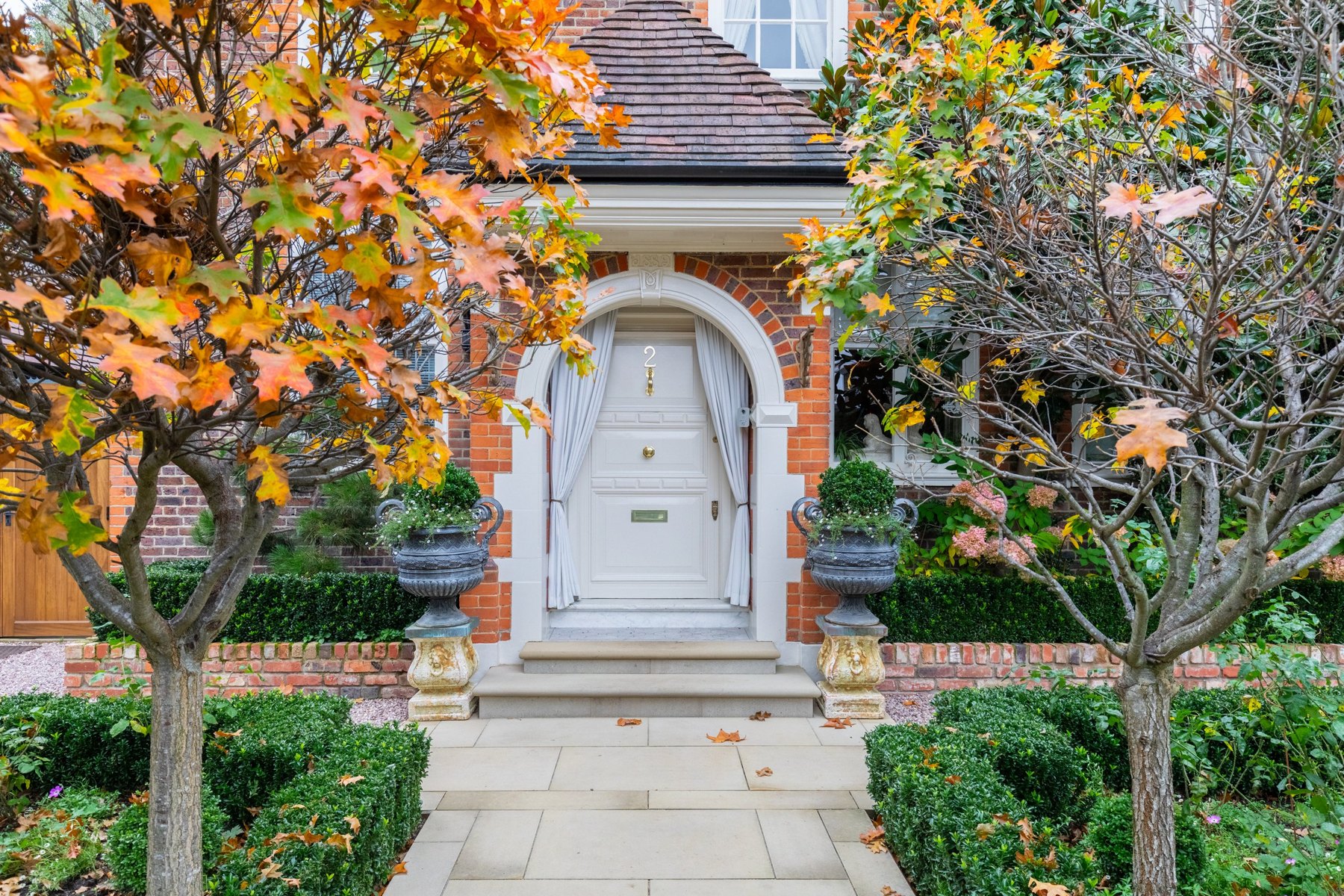 2 The Grange — architectural photograph 2