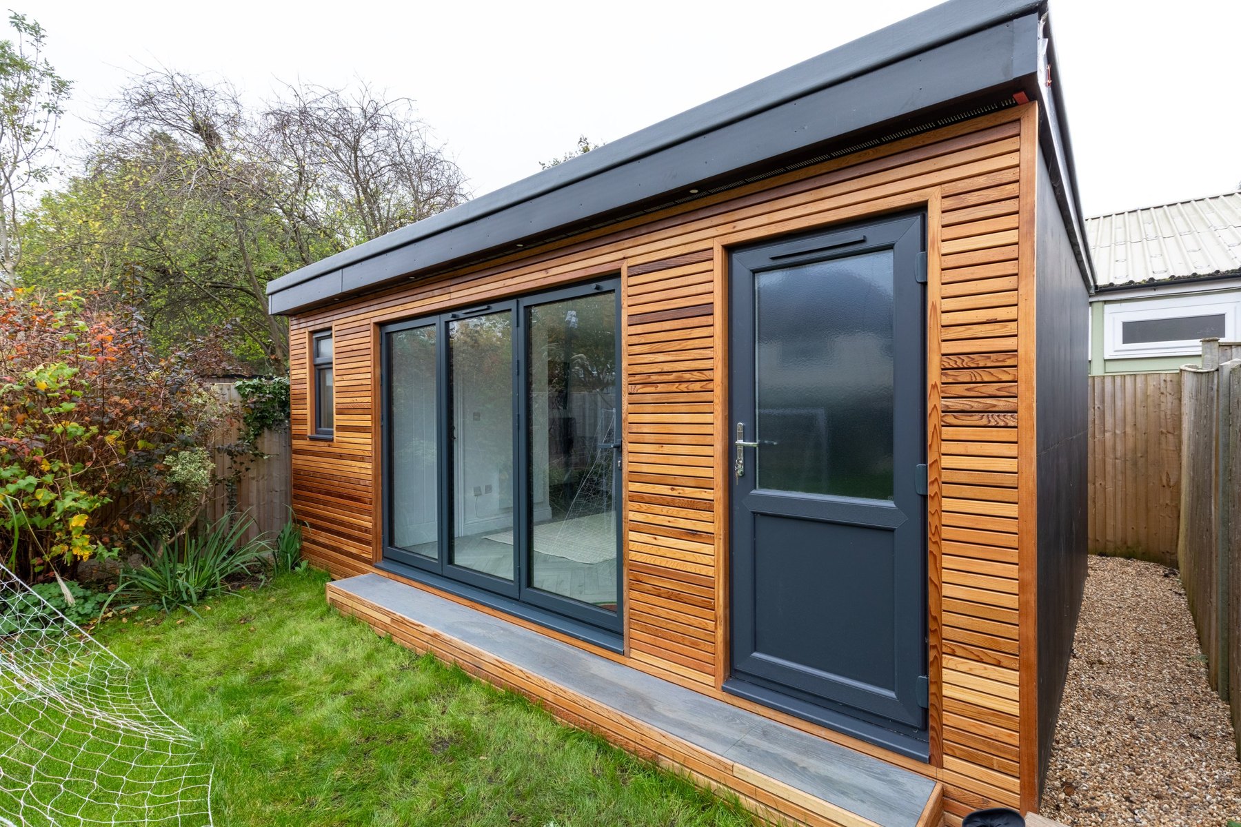 274 West Barnes Lane — architectural photograph 2